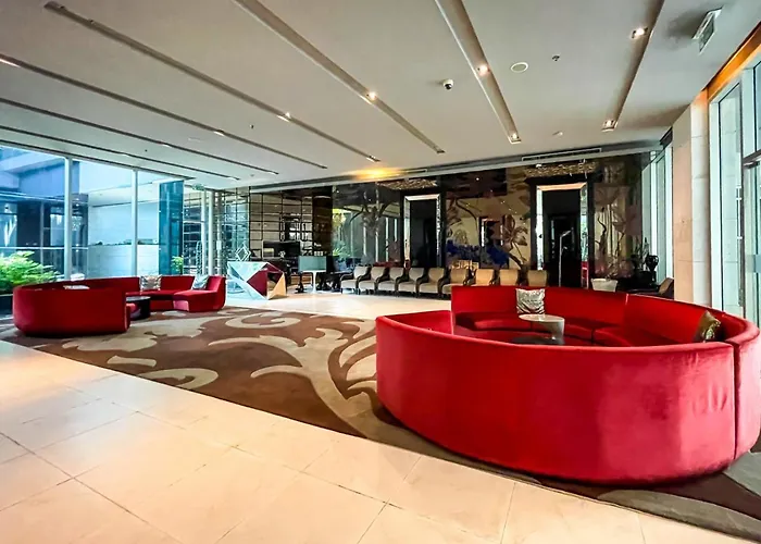 200m Bts L Large 47 Sqm L Rooftop Pool * 曼谷